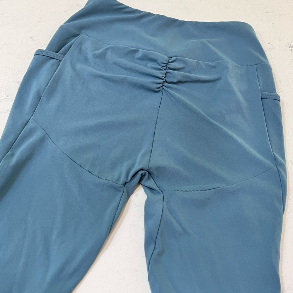 Gymshark Sculpt Leggings (Smokey Teal) - Picture 4 of 8